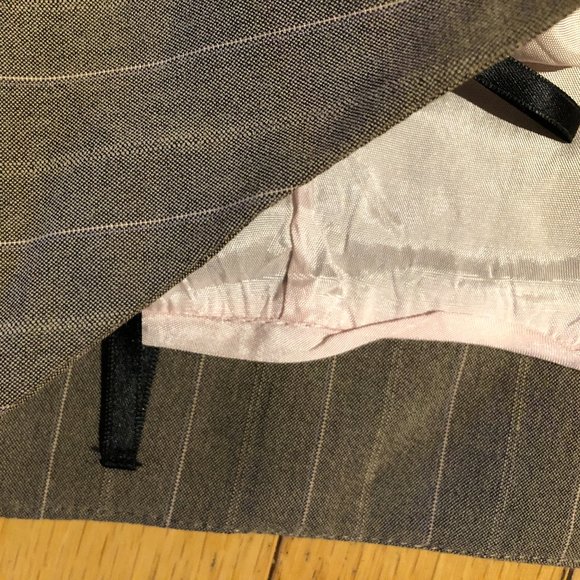 Brand New Esprit Women's Pinstriped Skirt - Picture 5 of 6